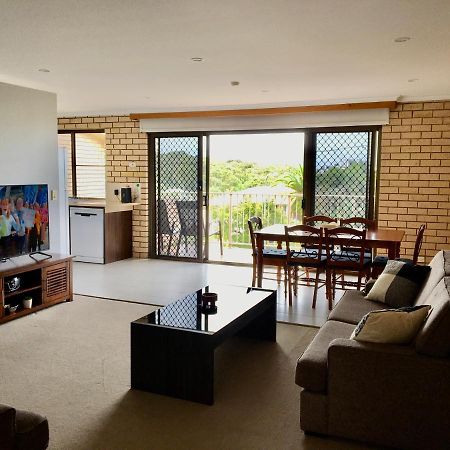 Seascapeatalexbeach Budget Accomodation Alexandra Headland Extérieur photo