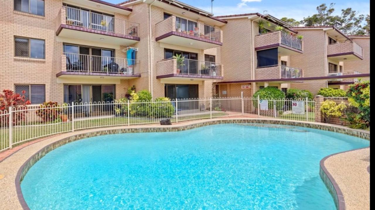 Seascapeatalexbeach Budget Accomodation Alexandra Headland Extérieur photo